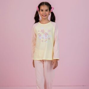 Pijama longo infantil.