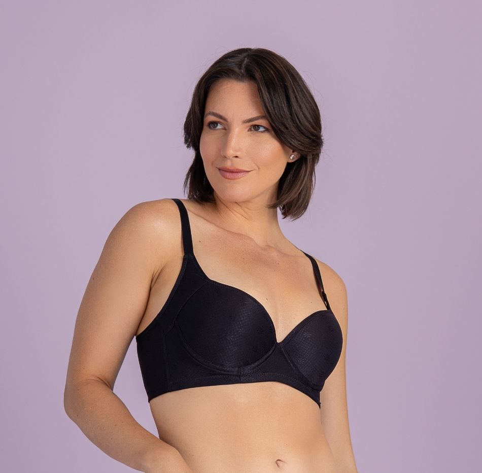 Sutiã com bojo e aro cava redutora