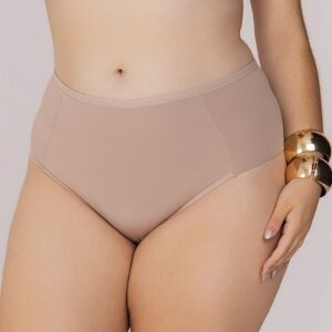 Calcinha alta ,cava média. Frente dupla